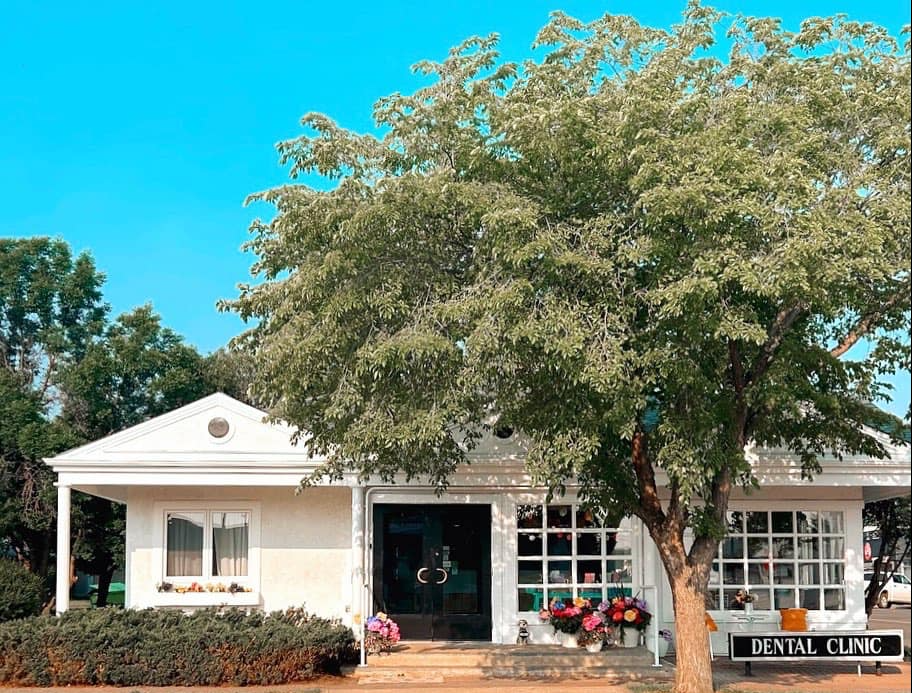 Redwater Dental Clinic - 4940 48 Street, Redwater, Alberta